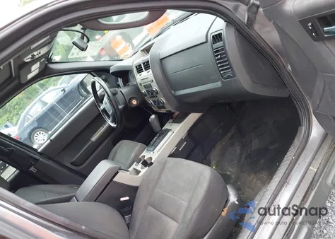 2011 Ford Escape Xlt from USA, damaged, VIN 1FMCU9D75BKB44207